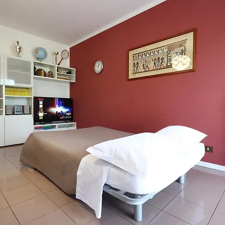 Alby's Apartment, Nella Motor Valley Con Parcheggio Privato 포르미지네