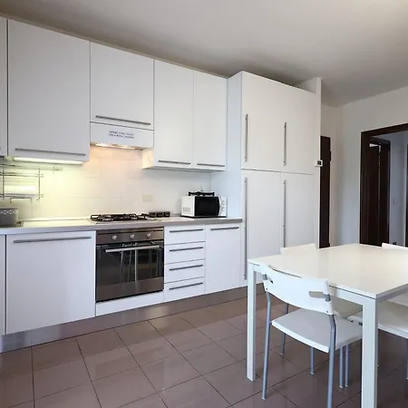 아파트 Alby's Apartment, Nella Motor Valley Con Parcheggio Privato