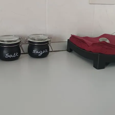 Alby's Apartment, Nella Motor Valley Con Parcheggio Privato *