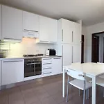 Apartament Alby's Apartment, Nella Motor Valley Con Parcheggio Privato