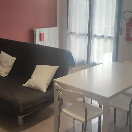 Alby's Apartment, Nella Motor Valley Con Parcheggio Privato *