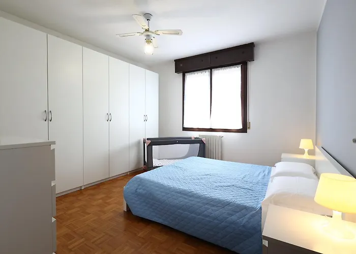 Apartman Alby's Apartment, Nella Motor Valley Con Parcheggio Privato