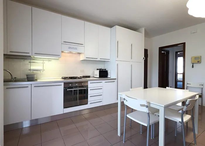 아파트 Alby's Apartment, Nella Motor Valley Con Parcheggio Privato