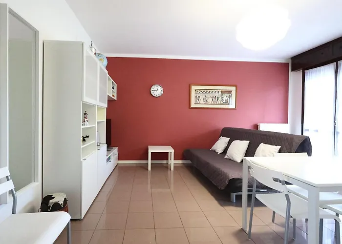 Alby's Apartment, Nella Motor Valley Con Parcheggio Privato Apartman